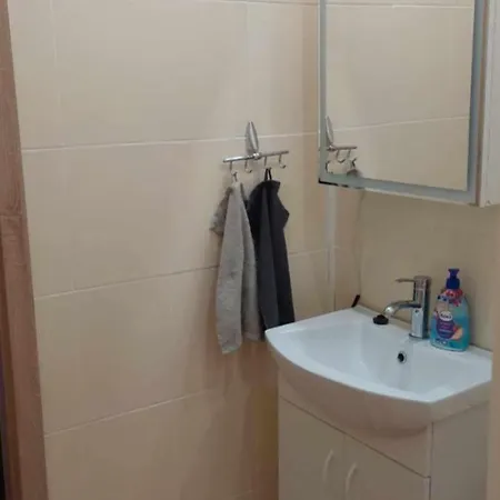Apartment 3izbovy Byt S Vybornou Obcianskou Vybavenostou Kosice