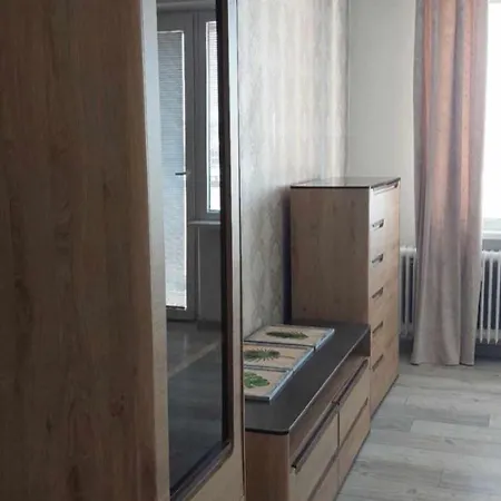 3izbovy Byt S Vybornou Obcianskou Vybavenostou Apartment Kosice